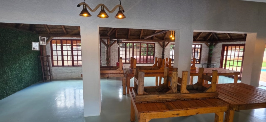 4 Bedroom Property for Sale in Flamwood North West